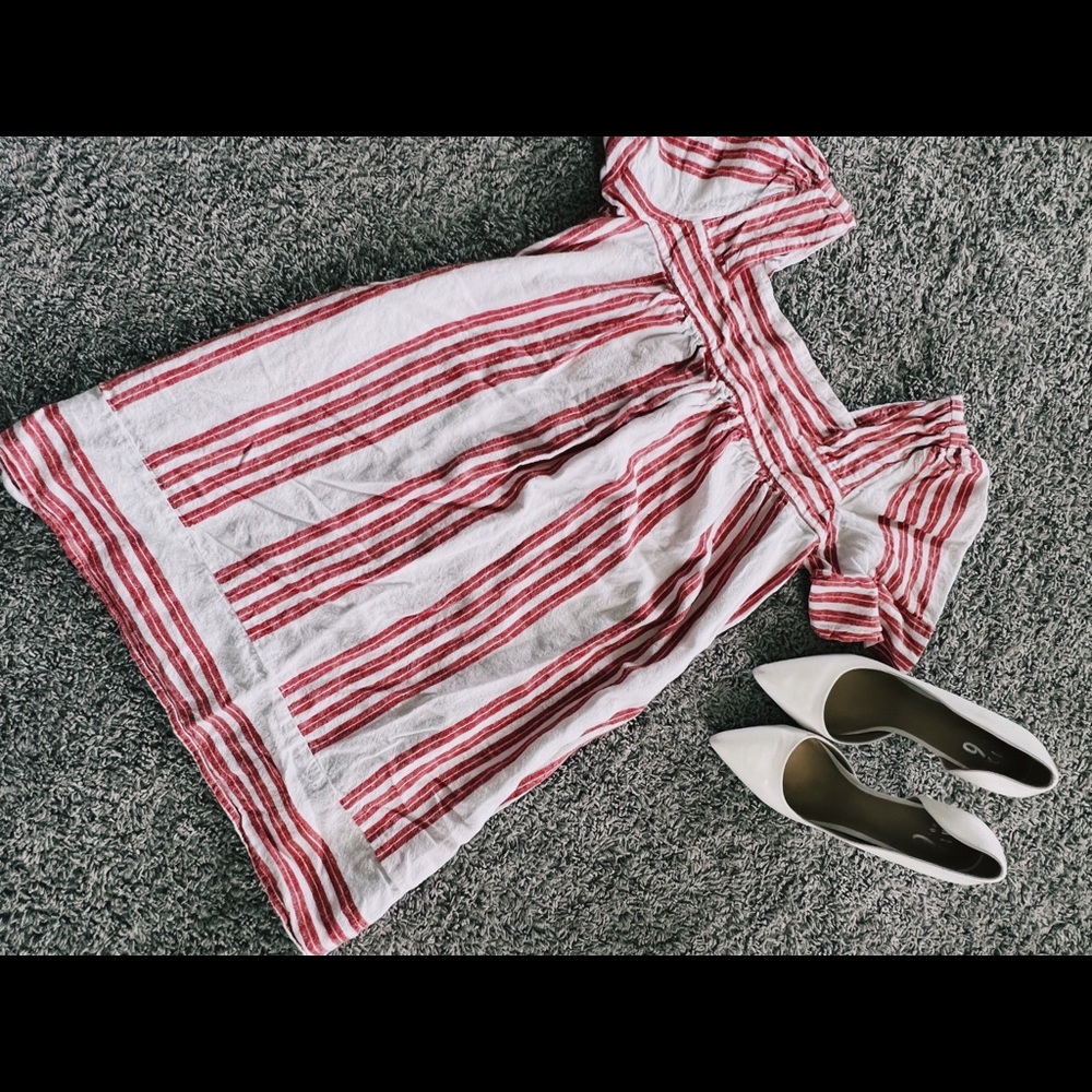 Red & White Bubble Mini